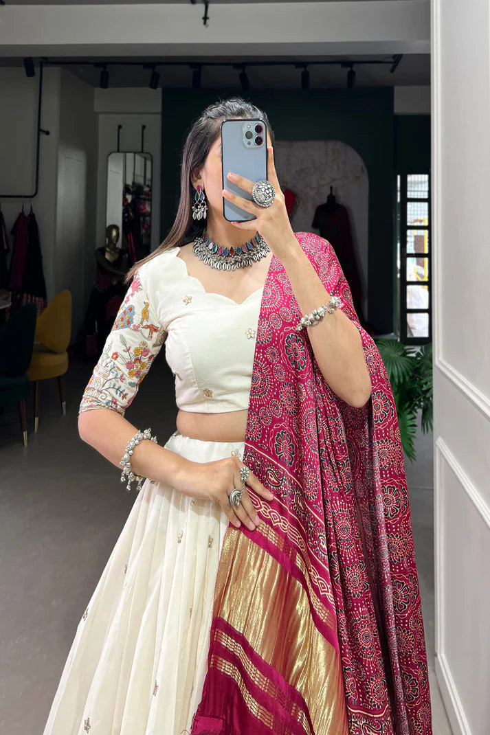WEDDING SPECIAL KHADI COTTON LEHENGA CHOLI WITH GAJI SILK DUPATTA(WD146) (02)