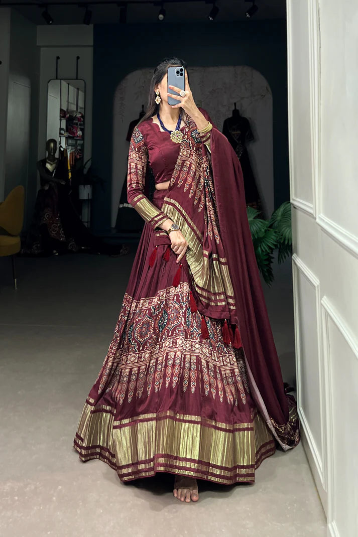 SPECIAL PRINTED LEHENGA WITH LAGDI PATTA(WD142)