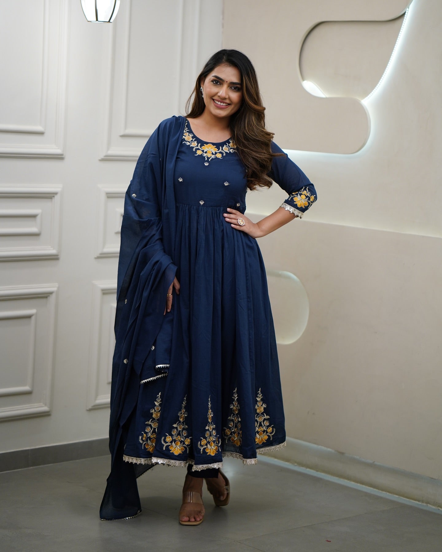 Kurta with hand with Embroidery work detailing on women's printed cotton kurta pant or dupatta set(NFRD465)