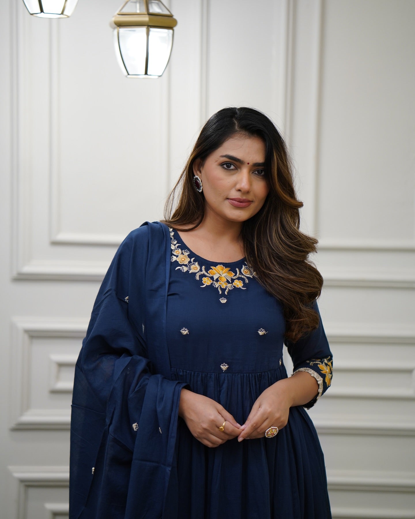 Kurta with hand with Embroidery work detailing on women's printed cotton kurta pant or dupatta set(NFRD465)