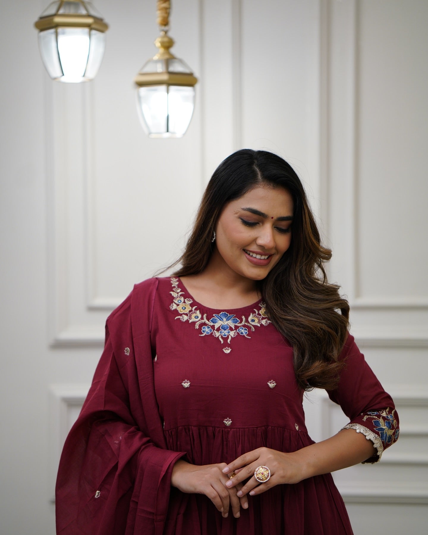 Kurta with hand with Embroidery work detailing on women's printed cotton kurta pant or dupatta set(NFRD465) (01)