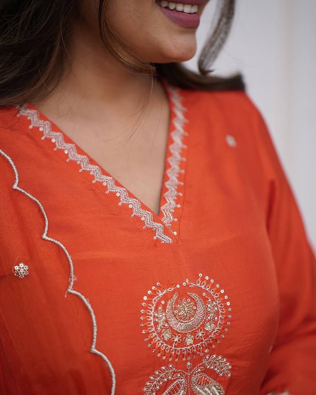 Kurta with hand with Embroidery work detailing on women's printed cotton kurta pant or dupatta set(NFRD467)