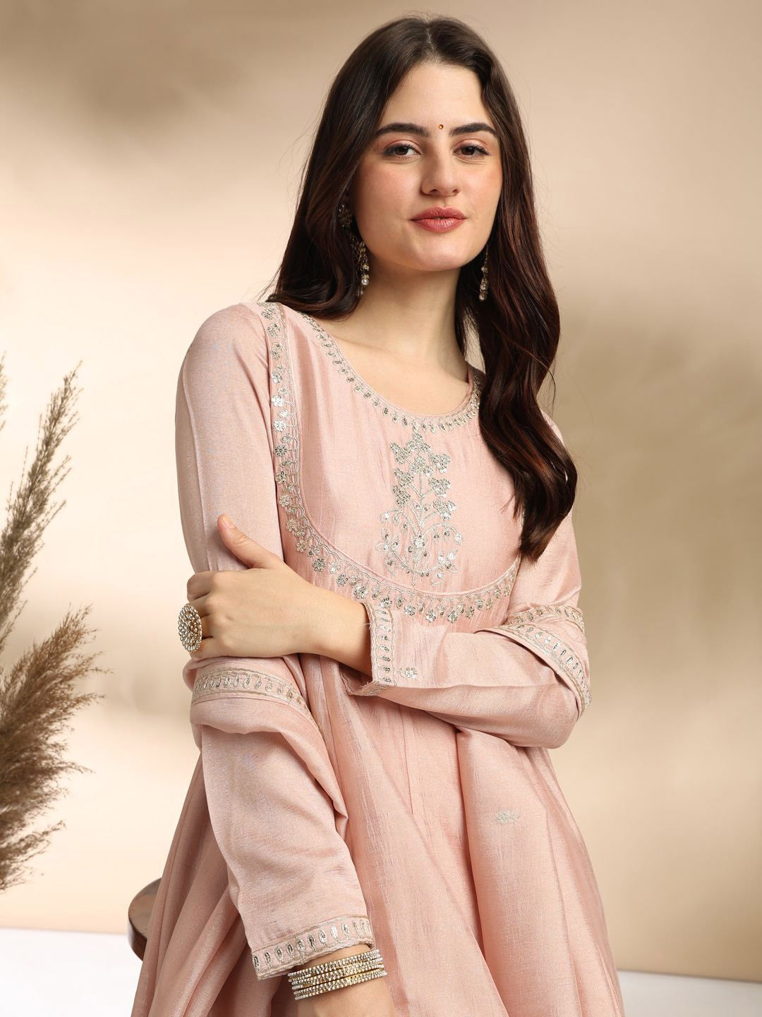 Our Exclusive Collection is here, to add a touch of tradition to your wardrobe(NFRD477) (03)