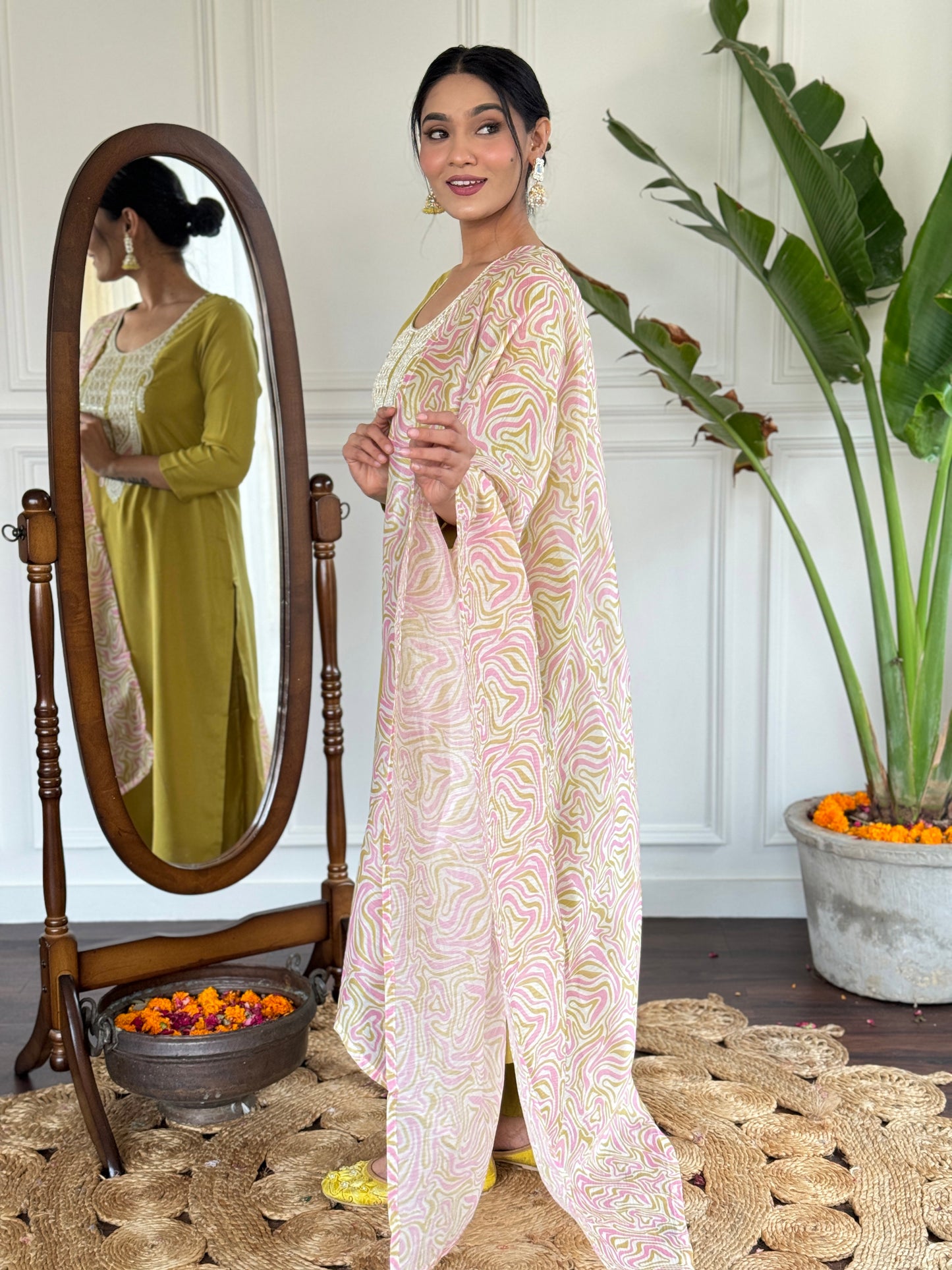 New Exclusive Check this our beautiful dresses collection (NFRD510)