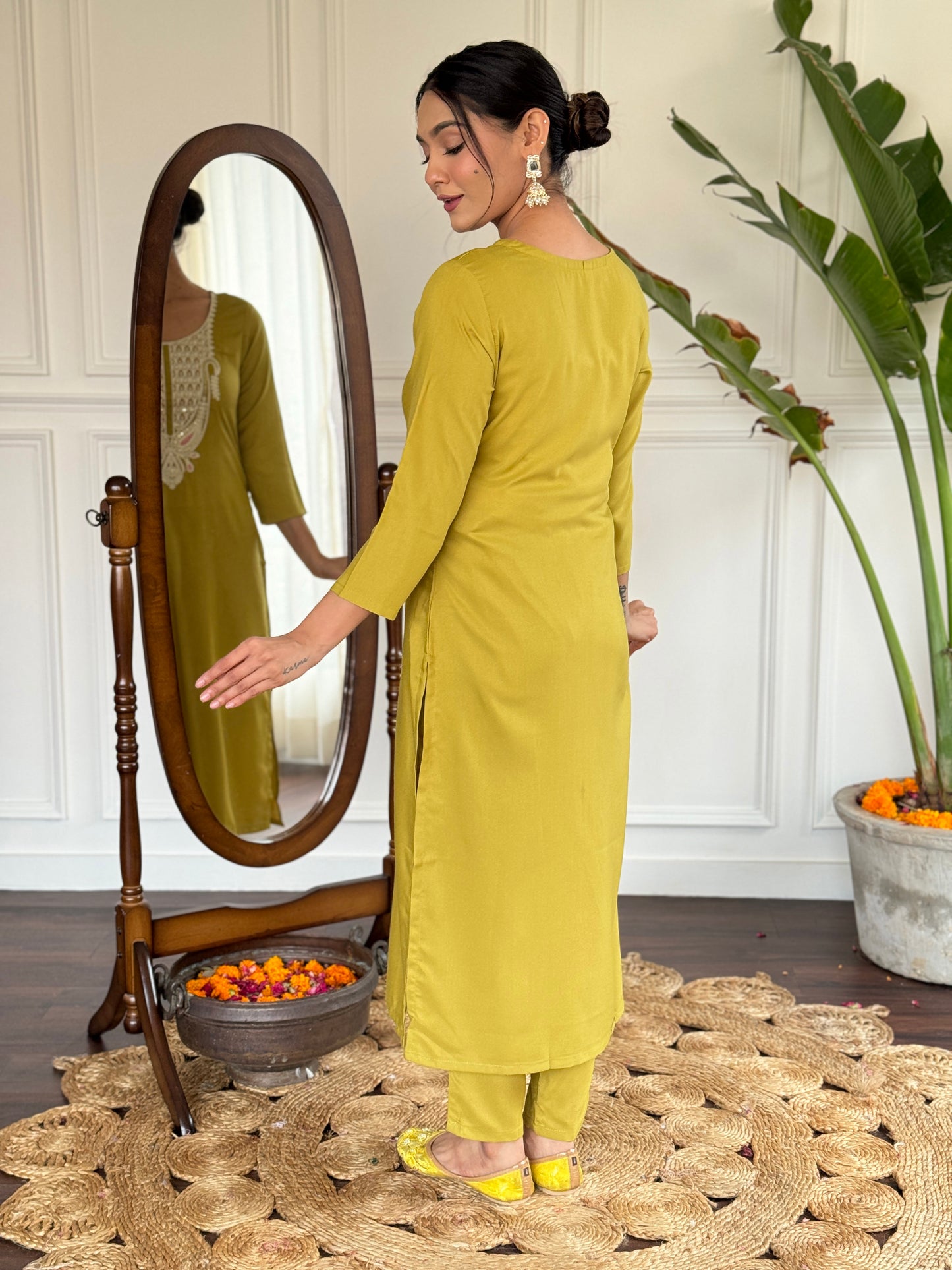 New Exclusive Check this our beautiful dresses collection (NFRD510)