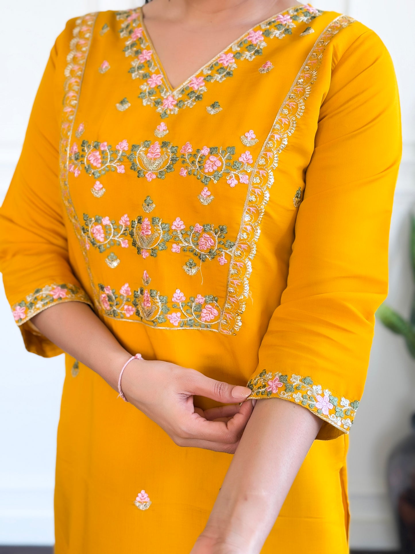 New Exclusive Check this our beautiful dresses collection (NFRD538)