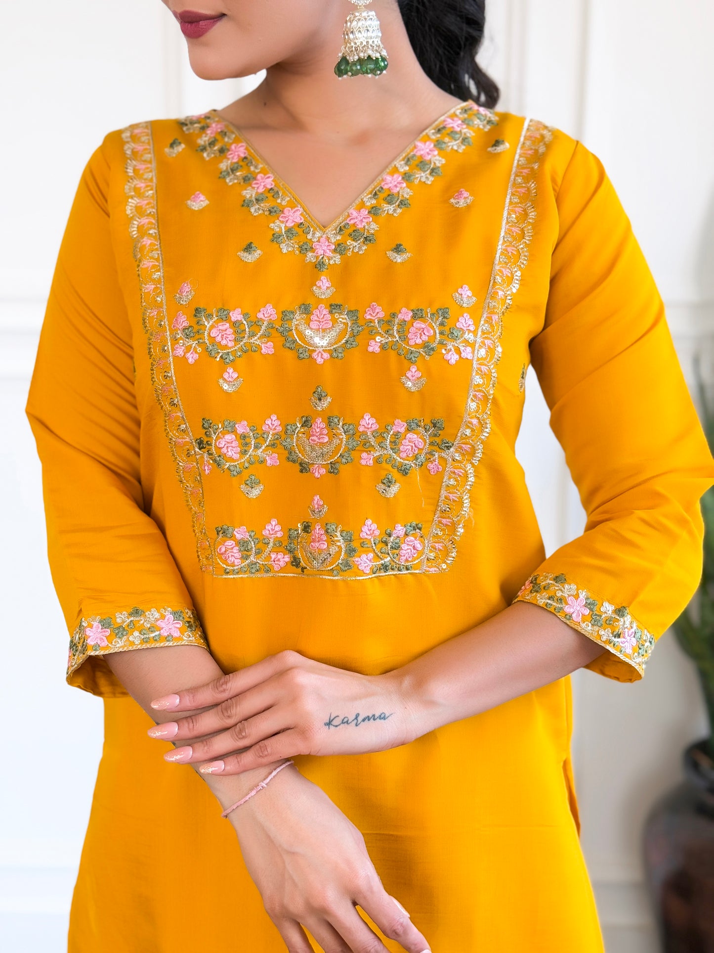 New Exclusive Check this our beautiful dresses collection (NFRD538)