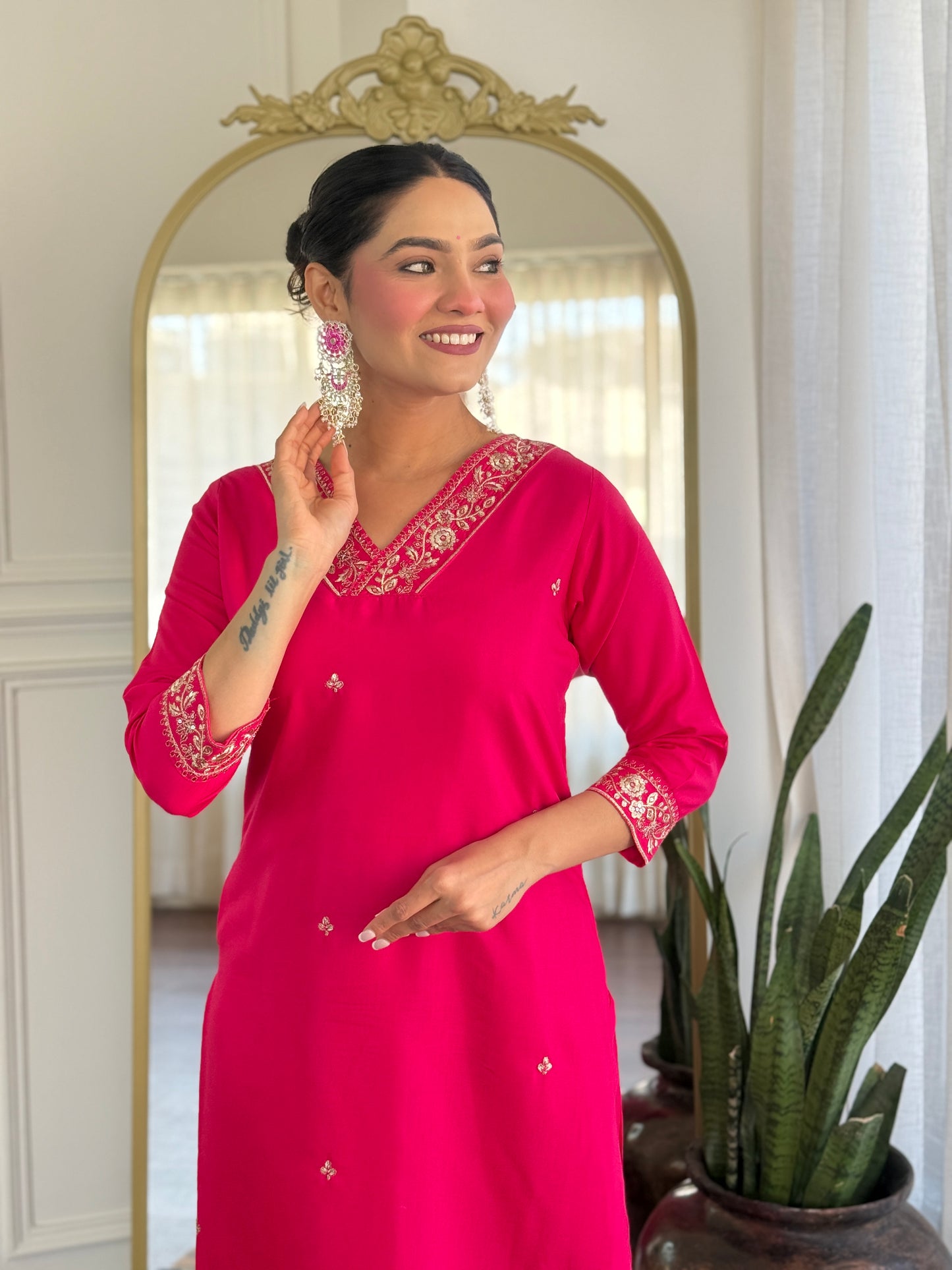 New Exclusive Check this our beautiful dresses collection (NFRD543)