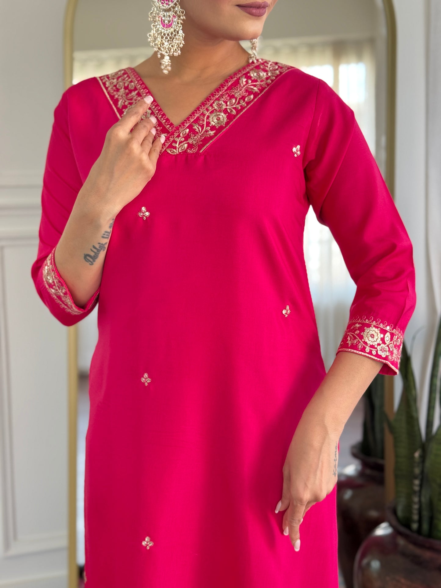 New Exclusive Check this our beautiful dresses collection (NFRD543)
