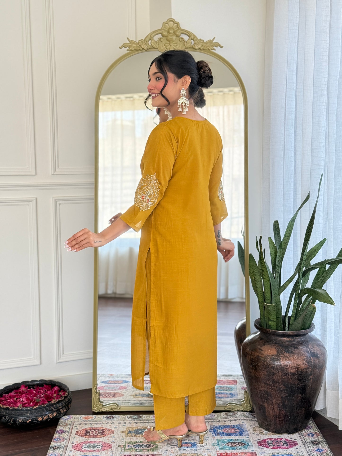 New Exclusive Check this our beautiful dresses collection (NFRD548)
