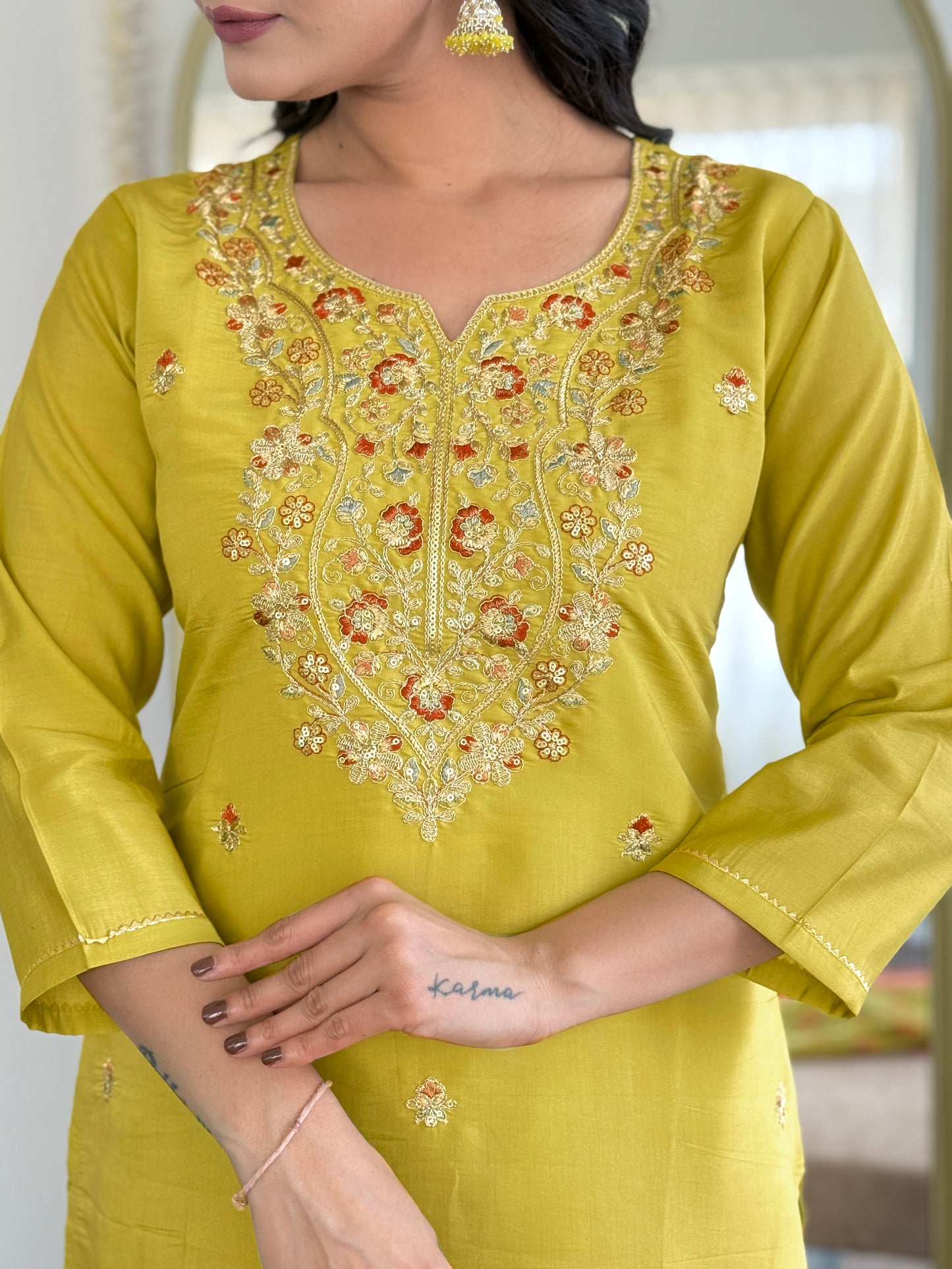 Simple yet elegant This is how we describe our latest launched dresse (NFRD565)
