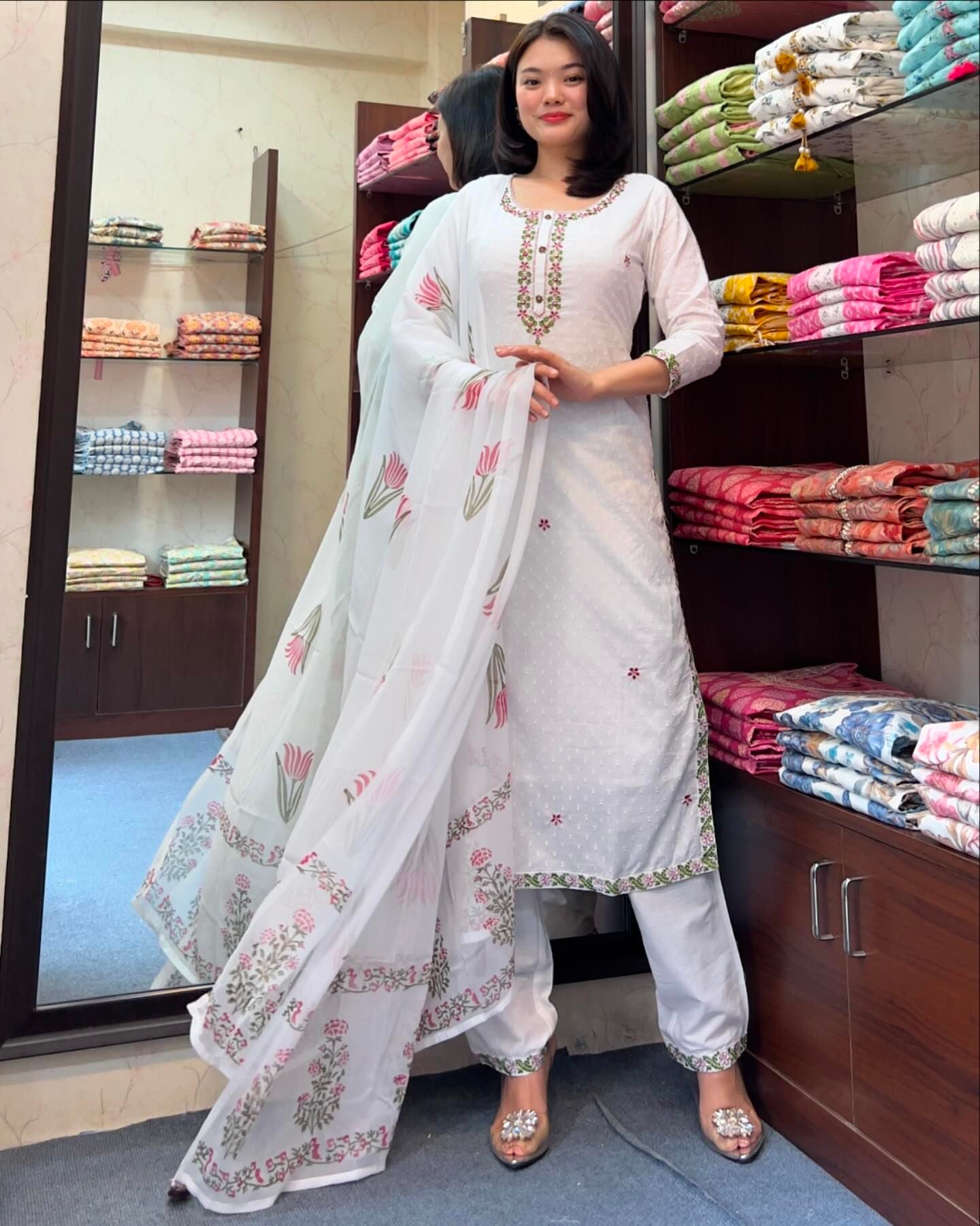 New Exclusive Check this our beautiful dresses collection (NFRD589)