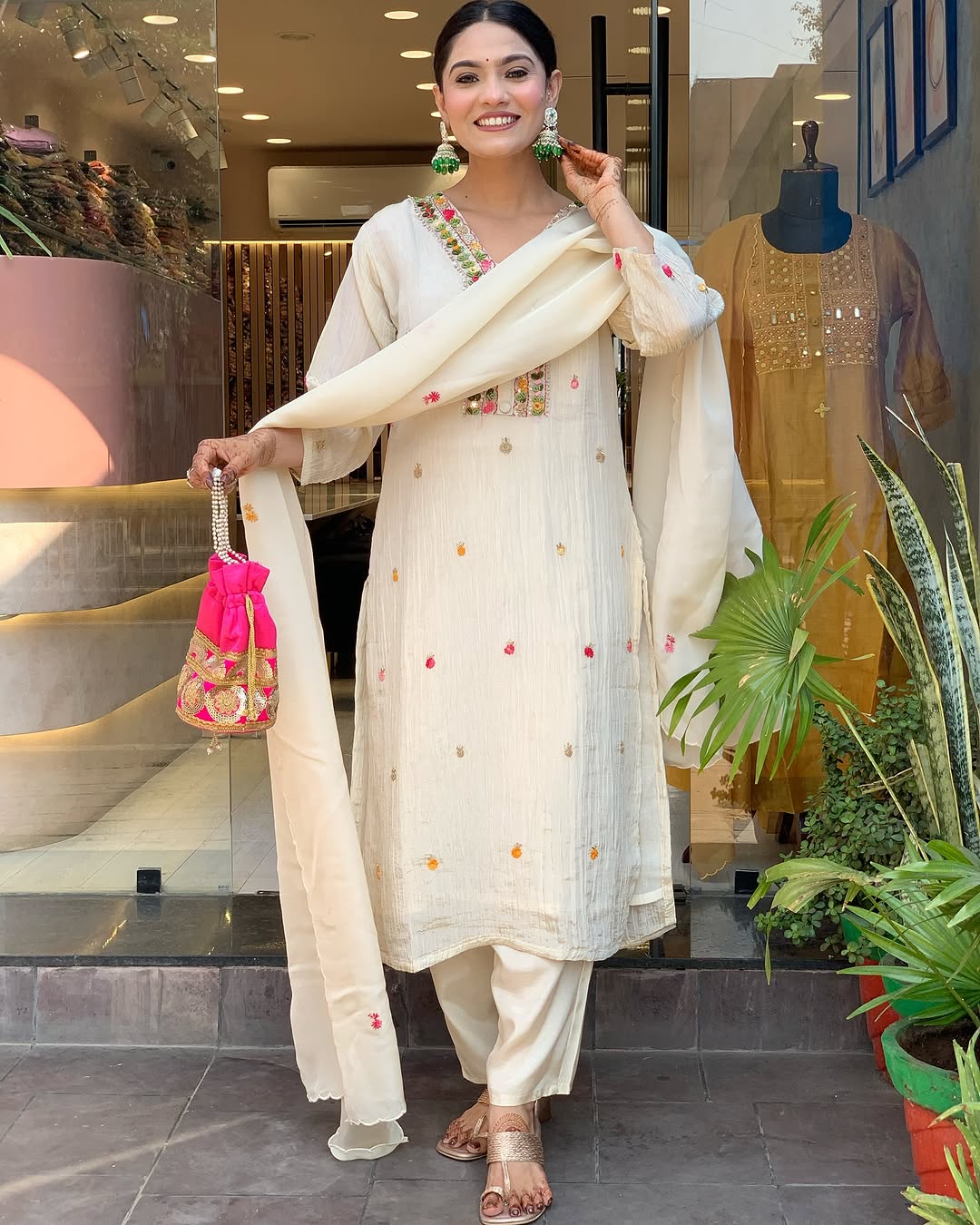 New Exclusive Check this our beautiful dresses collection (NFRD592)