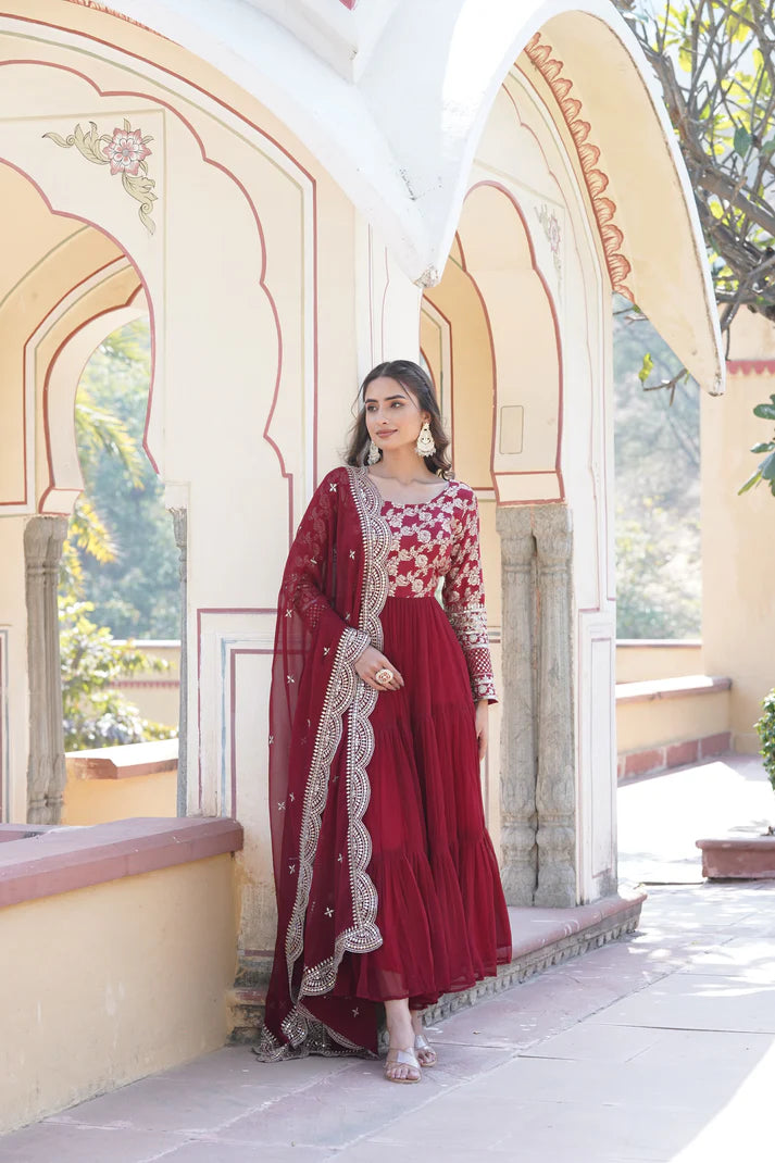 Faux Blooming gown with Viscose Dyable Jacquard With Sequins Embroidered Work Faux Blooming Dupatta(WD38) (02)
