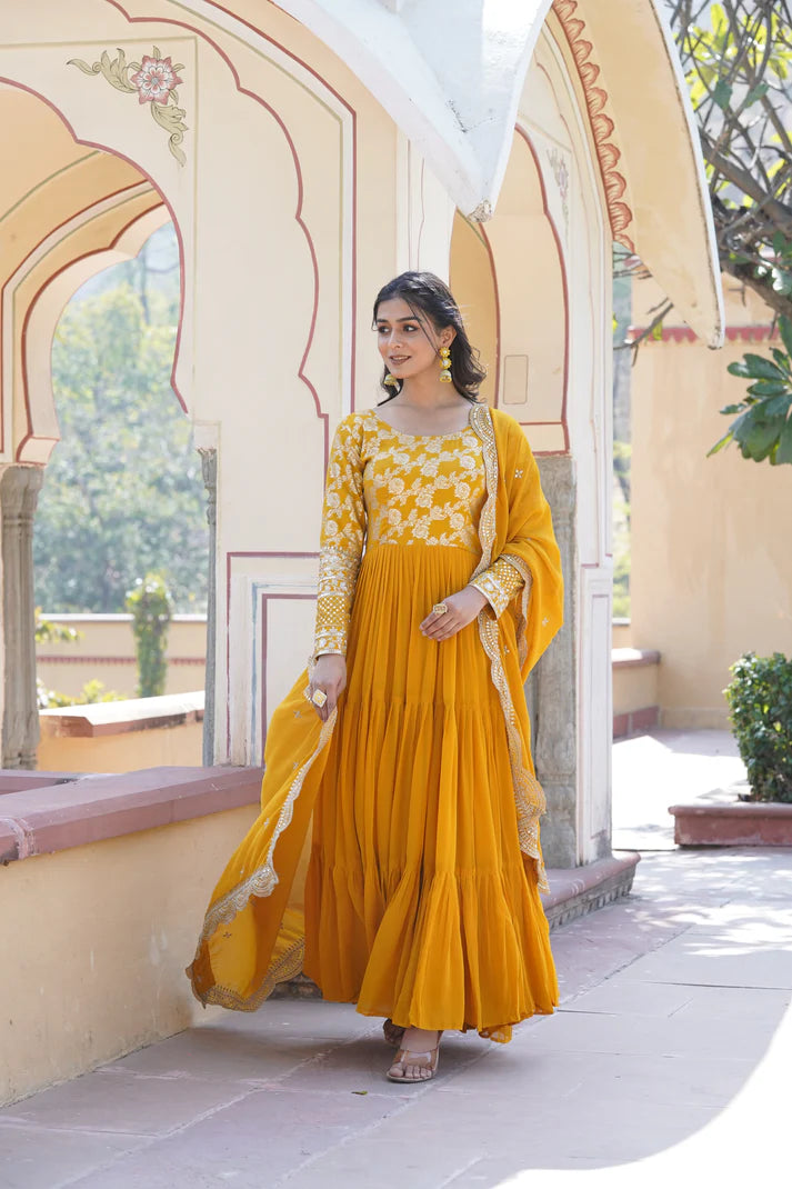 Faux Blooming gown with Viscose Dyable Jacquard With Sequins Embroidered Work Faux Blooming Dupatta(WD38) (01)