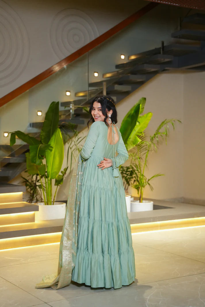 WEDDING SPECIAL MICROCRAPE GOWN WITH JAQUARD DUPATTA (WD55)(02)