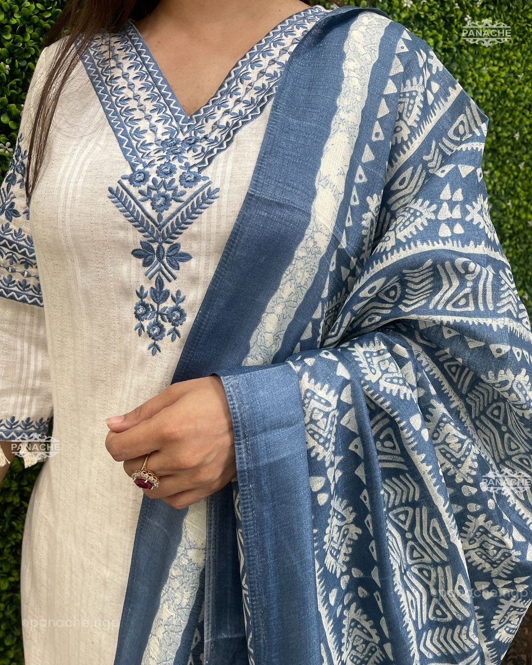 We are here to spread some magic to your ethnic Heavy cotton katha work and embroidery πͺ‘ work and beautiful lace work .(WARED300)