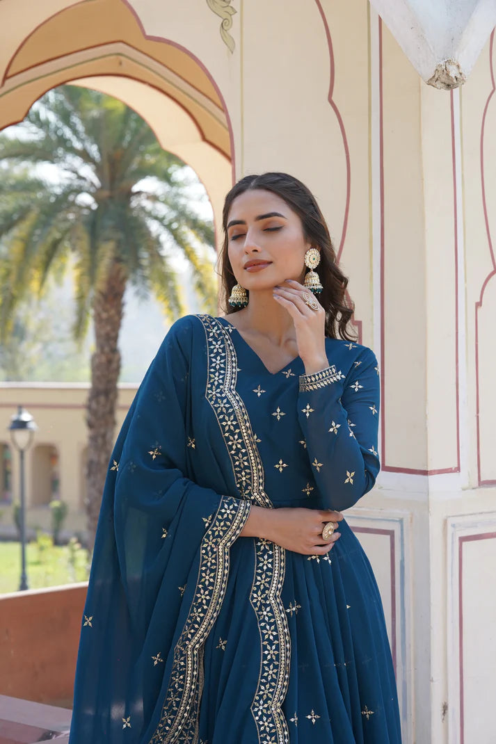 BEAUTIFUL STYLISH DESIGNER GOWN WITH DUPATTA SET(WD167) (01)