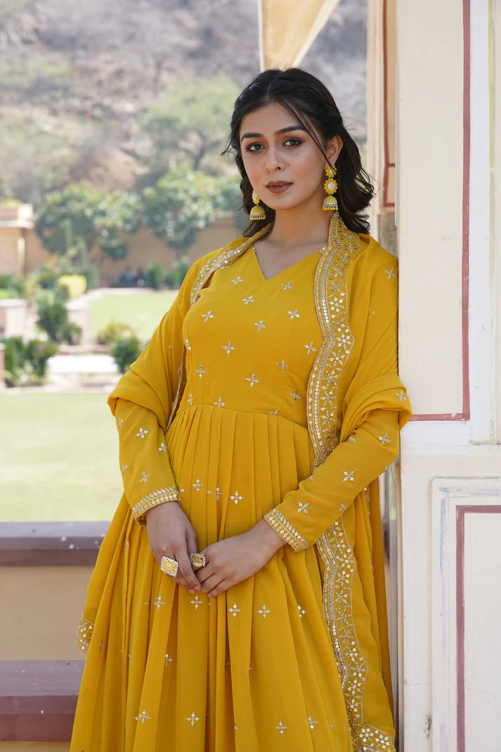 BEAUTIFUL STYLISH DESIGNER GOWN WITH DUPATTA SET(WD167)