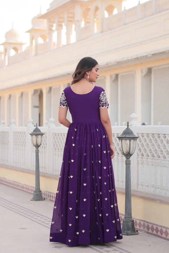 DESIGNER PREMIUM GOWN (WD31)