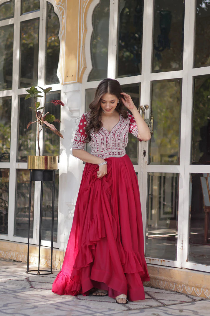 STAR GEORGETTE BEADS EMBROIDARY KURTI WITH LEHENGA(WD87)