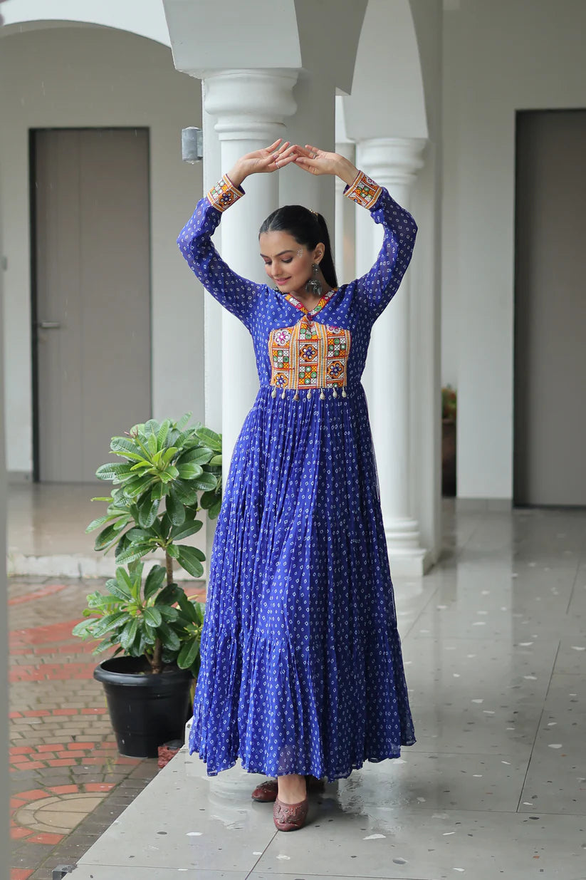NAVRATRI SPECIAL BANDHANI PRINT GOWN WITH KUTCHI PATCHWORK (WD181) 02