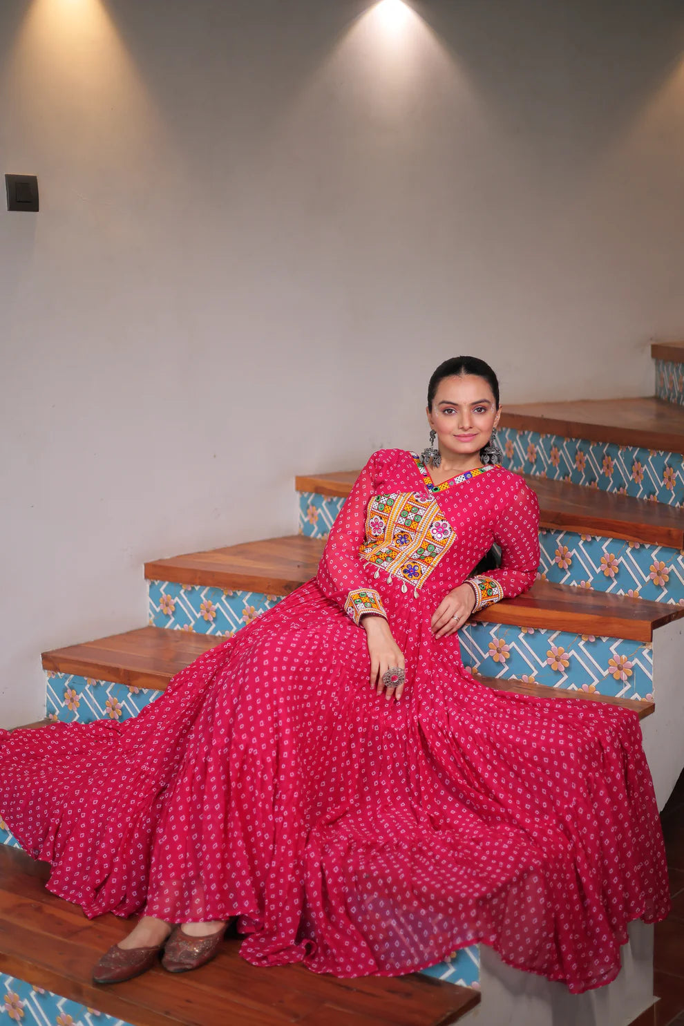 NAVRATRI SPECIAL BANDHANI PRINT GOWN WITH KUTCHI PATCHWORK (WD181) 01