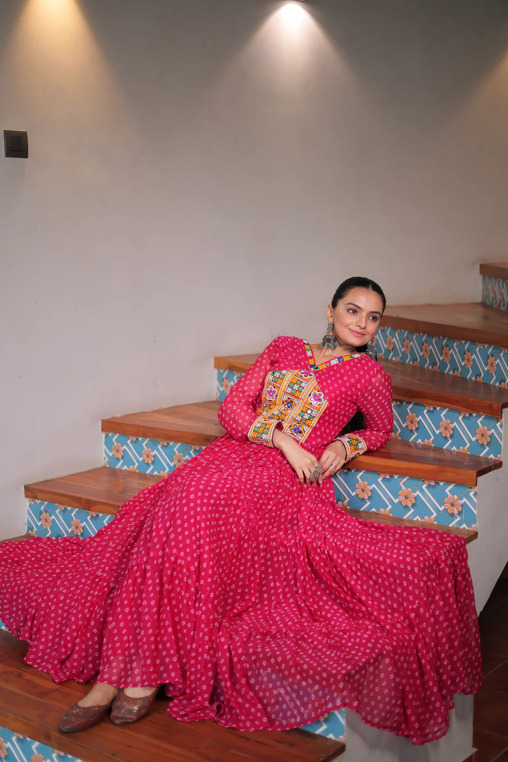 NAVRATRI SPECIAL BANDHANI PRINT GOWN WITH KUTCHI PATCHWORK (WD181) 01