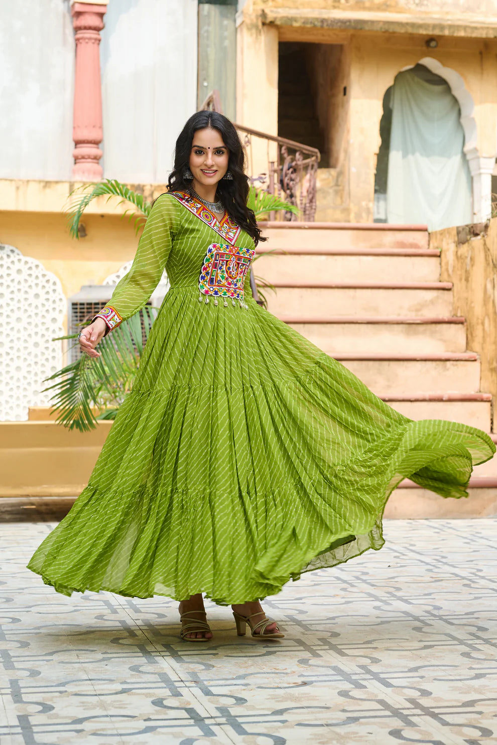 LAHERIYA PRINT PATCHWORK GOWN (WD185) 02
