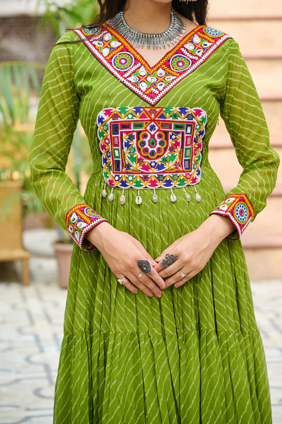 LAHERIYA PRINT PATCHWORK GOWN (WD185) 02
