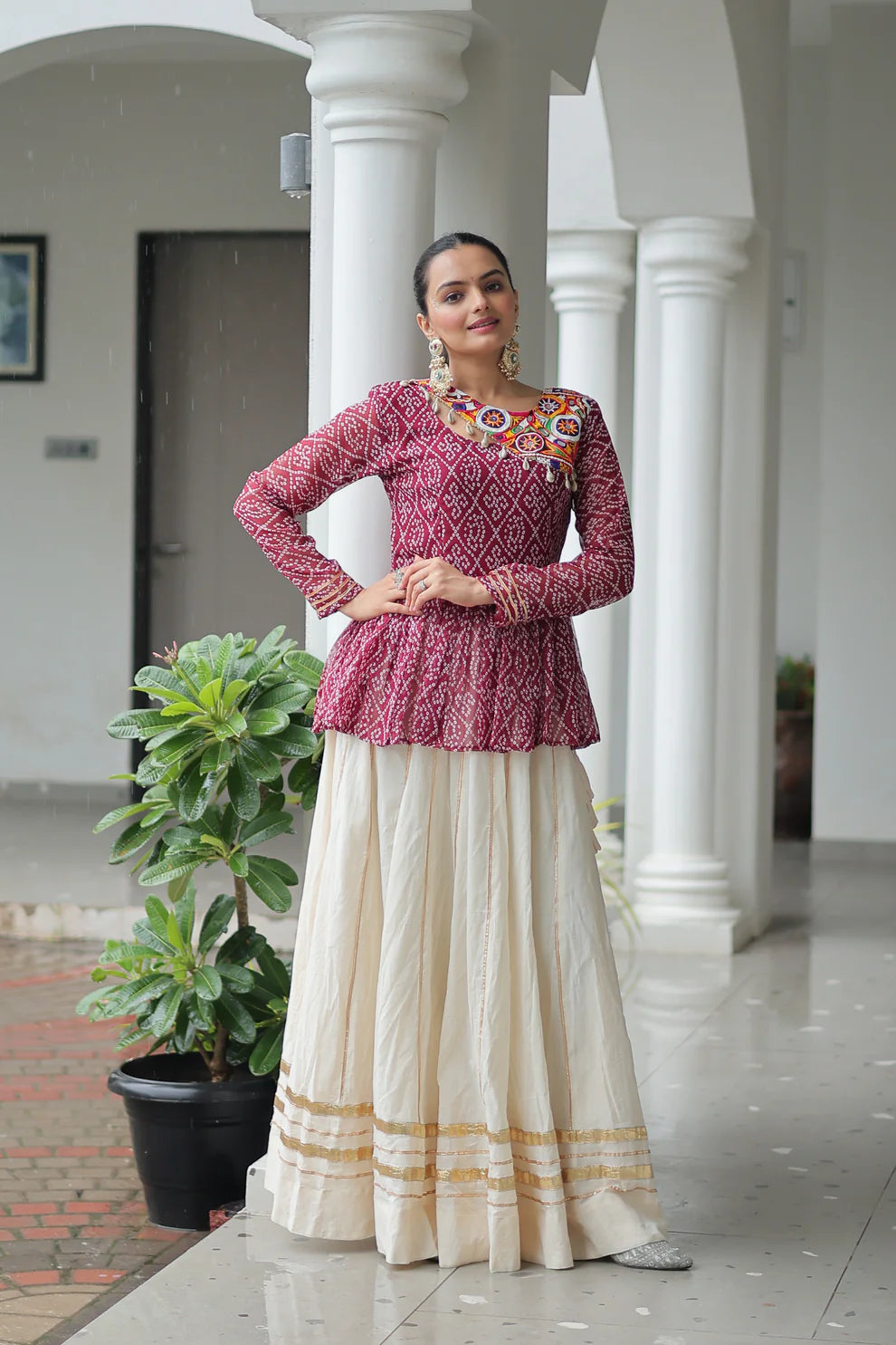 NAVRATRI SPECIAL KORA COTTON GAMTHI WORK LEHENGA CHOLI (WD186) 01