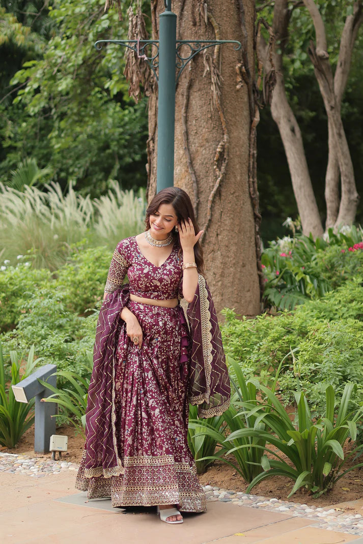 WEDDING SEPCIAL DYABLE VISCOSE JACQUARD SEQUINS EMBROIDERED LEHENGA CHOLI(WD136) (01)