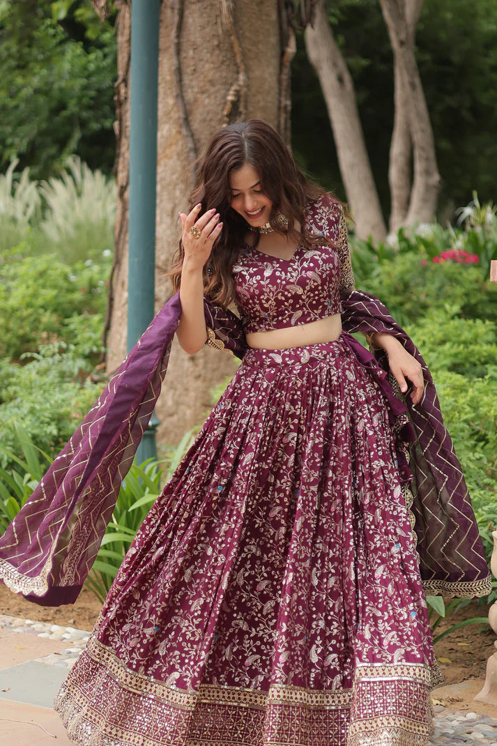 WEDDING SEPCIAL DYABLE VISCOSE JACQUARD SEQUINS EMBROIDERED LEHENGA CHOLI(WD136) (01)