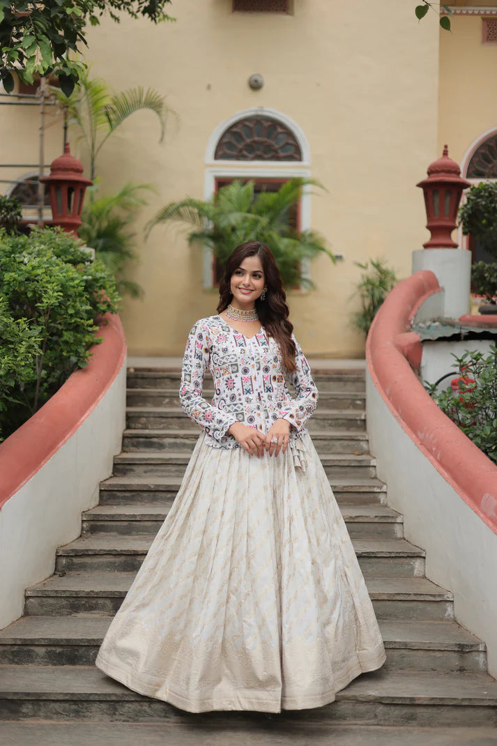 FESTIVAL SPECIAL DAYBLE VISCOSE JEQUARD LEHENGA CHOLI(WD140)