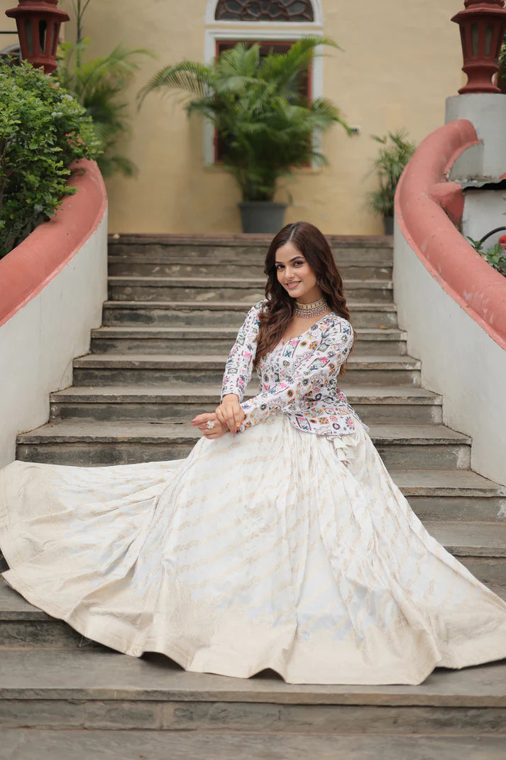 FESTIVAL SPECIAL DAYBLE VISCOSE JEQUARD LEHENGA CHOLI(WD140)