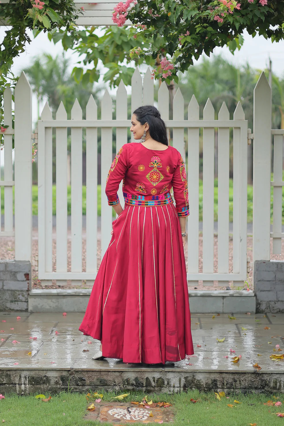 NAVRATRI SPECIAL GAMTHI EMNBROIDERED LEHENGA CHOLI WITH KOTI(WD184)