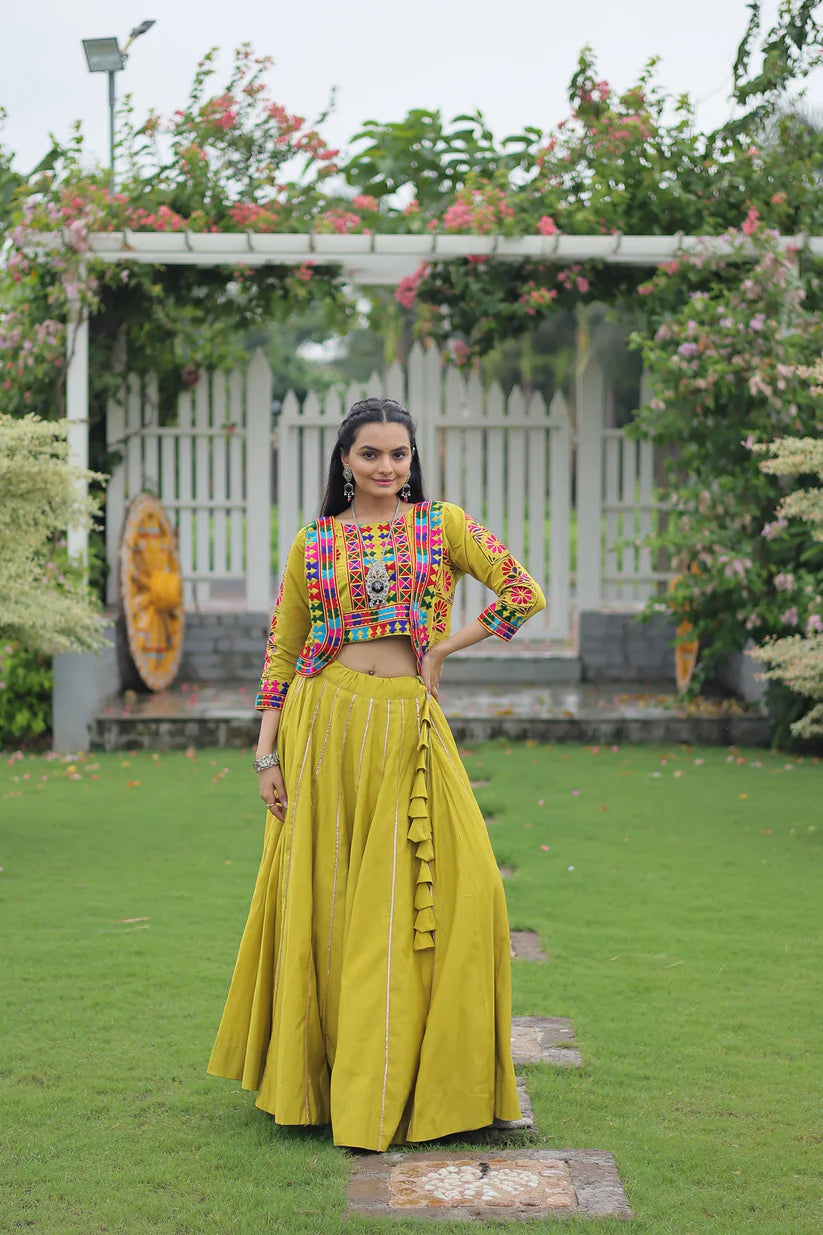 NAVRATRI SPECIAL GAMTHI EMNBROIDERED LEHENGA CHOLI WITH KOTI(WD184) 01