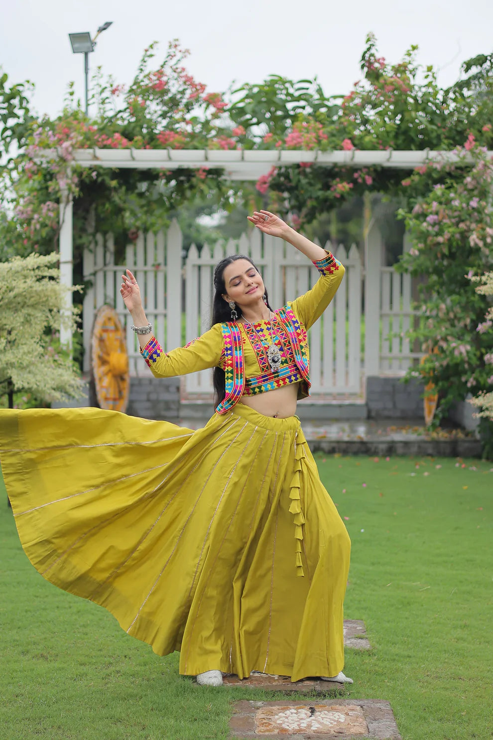 NAVRATRI SPECIAL GAMTHI EMNBROIDERED LEHENGA CHOLI WITH KOTI(WD184) 01