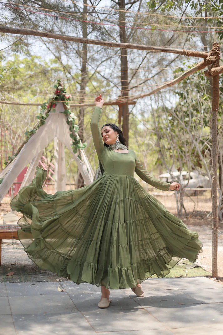 Desirable Women's gown Made With Faux Blooming Fabrics and Designer Embroidered Dupatta(WD16) (02)