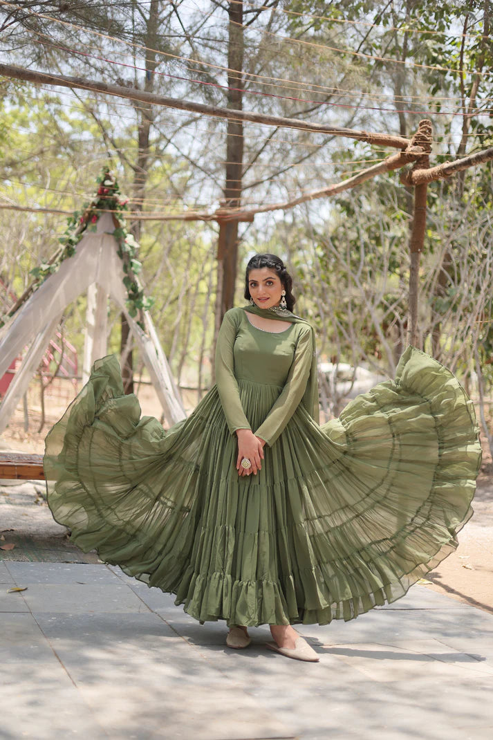 Desirable Women's gown Made With Faux Blooming Fabrics and Designer Embroidered Dupatta(WD16) (02)
