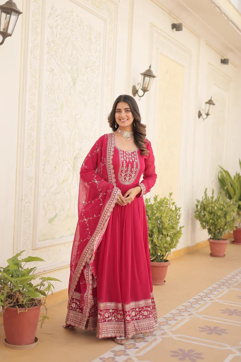 PREMIUM DESIGNER GOWN WITH DUPATTA (WD165) (04)