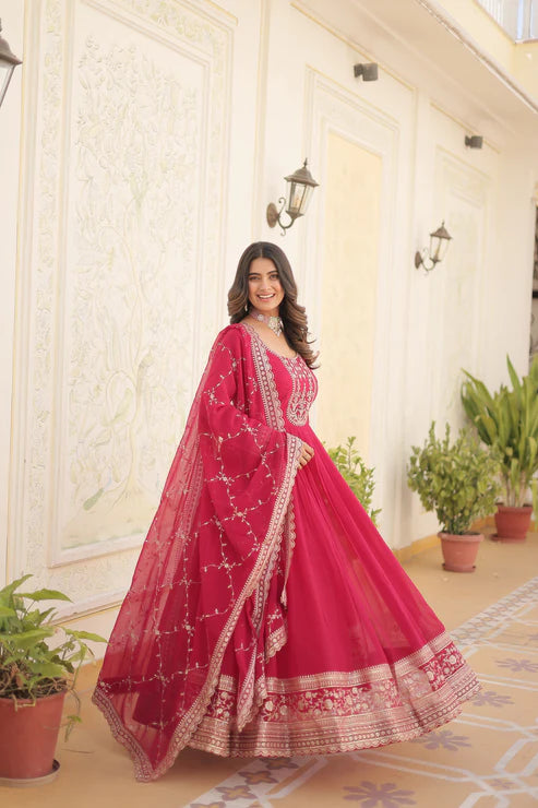 PREMIUM DESIGNER GOWN WITH DUPATTA (WD165) (04)