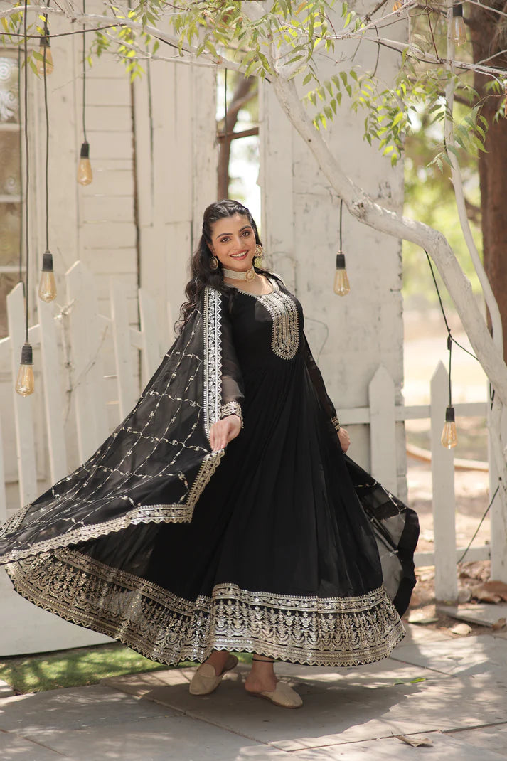 PREMIUM DESIGNER GOWN WITH DUPATTA (WD165) (02)