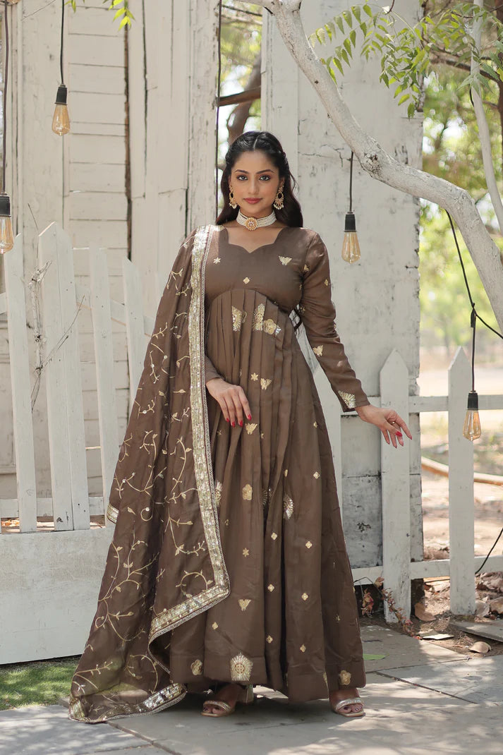 PREMIUM DESIGNER GOWN WITH DUPATTA(WD44) (01)
