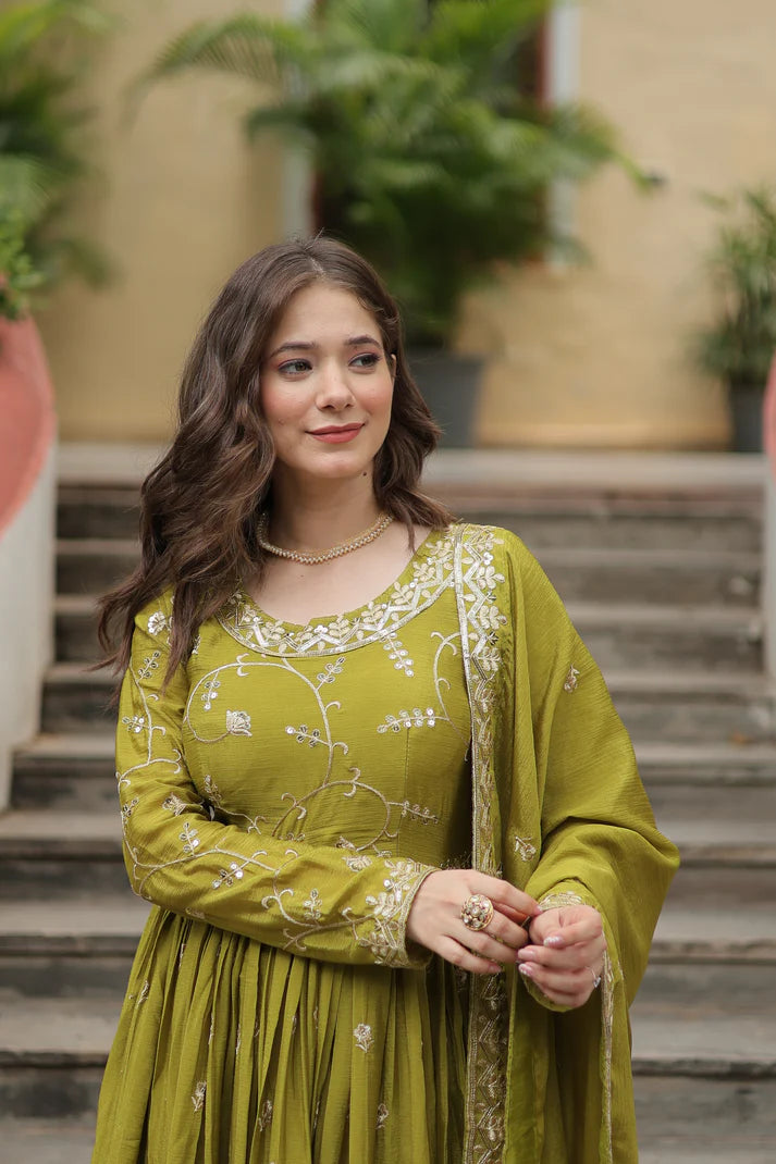 WEDDING SPECIAL CHINON EMBROIDERED SHARARA(WD134) (01)