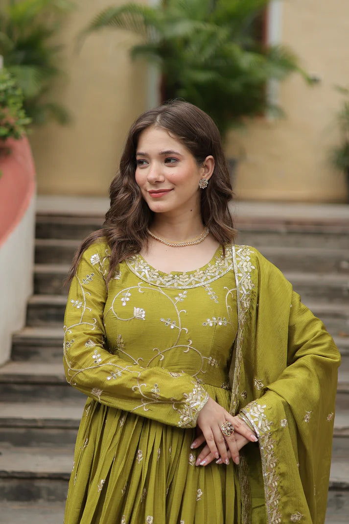 WEDDING SPECIAL CHINON EMBROIDERED SHARARA(WD134) (01)