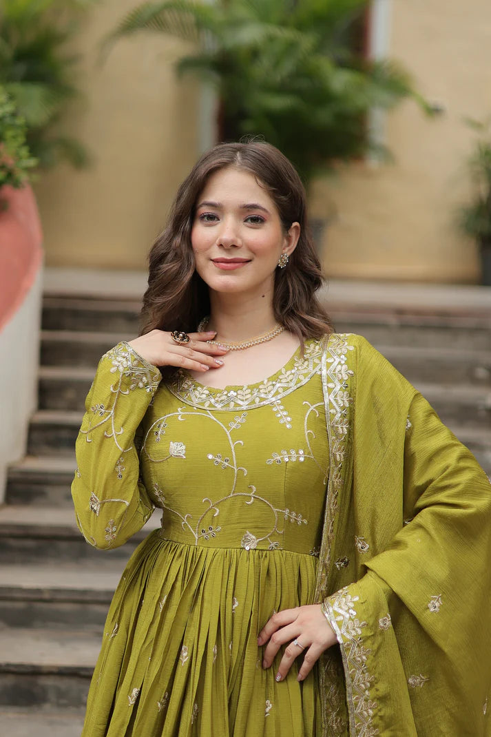 WEDDING SPECIAL CHINON EMBROIDERED SHARARA(WD134) (01)