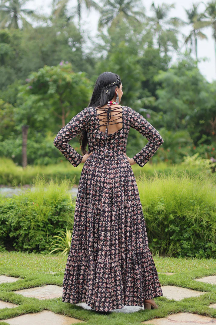 NAVRATRI SPECIAL COTTON GAMTHI PATCH WORK GOWN (WD49)