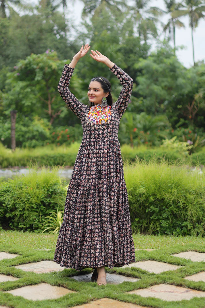 NAVRATRI SPECIAL COTTON GAMTHI PATCH WORK GOWN (WD49)