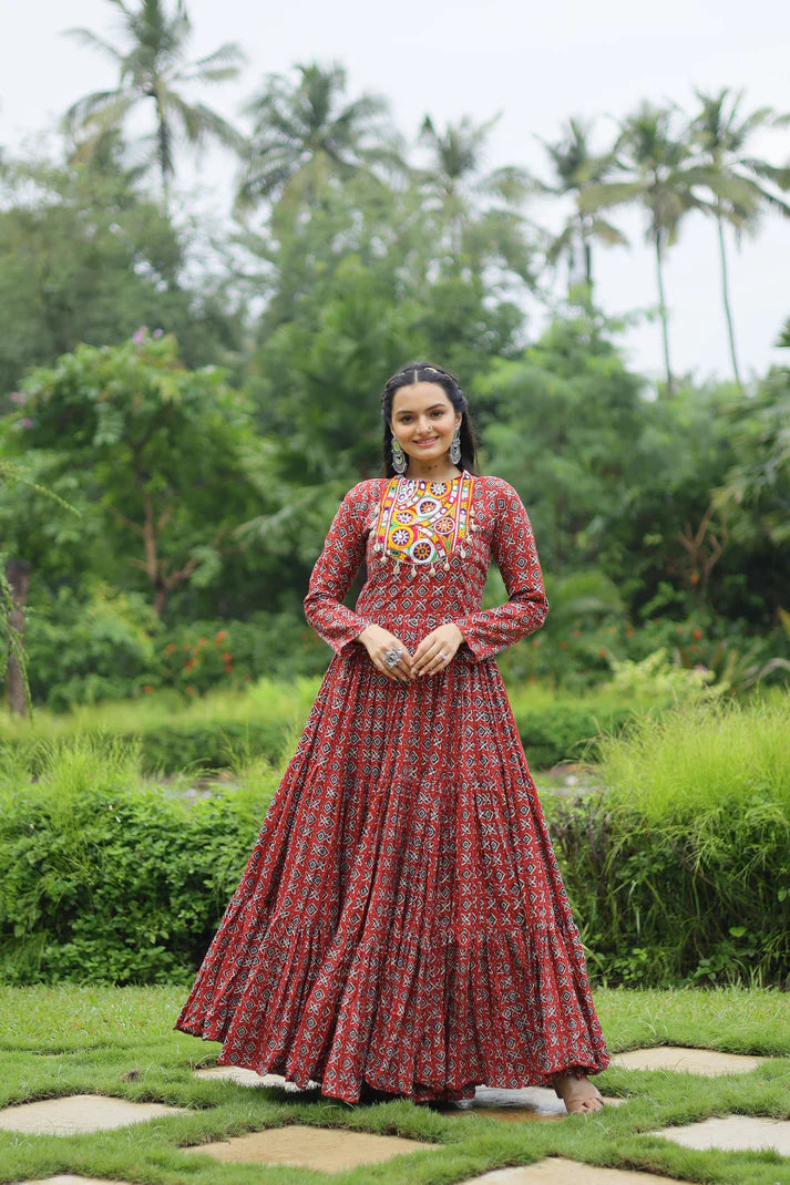 NAVRATRI SPECIAL COTTON GAMTHI PATCH WORK GOWN (WD49) (01)